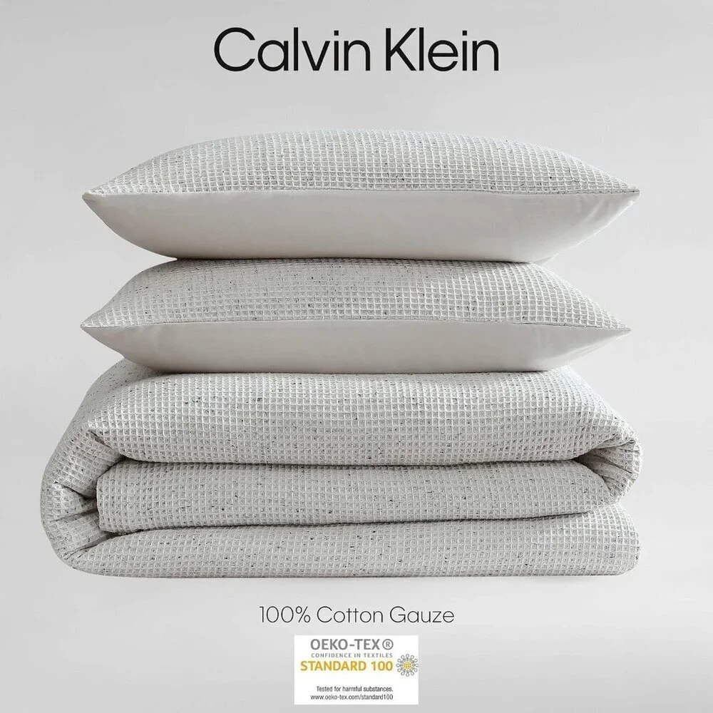 Calvin Klein - Queen Duvet Cover Set